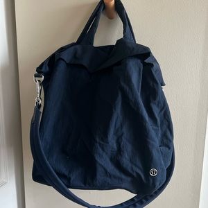 Lululemon On My Level Bag 19L
